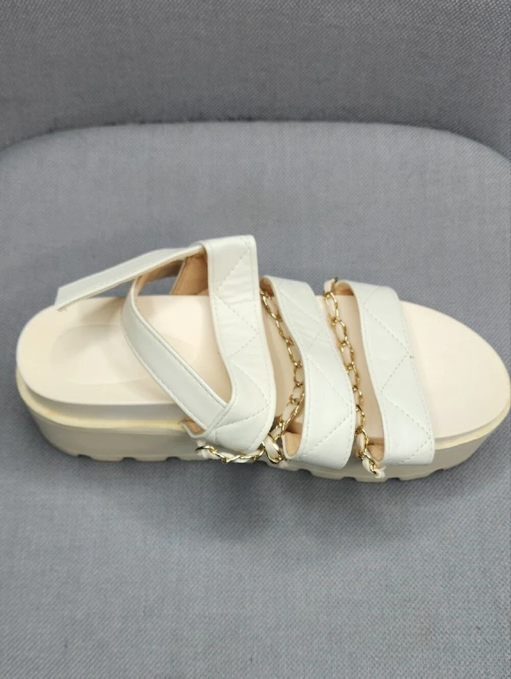 Quilted Cream Platform Sandals with Gold Chain Accent